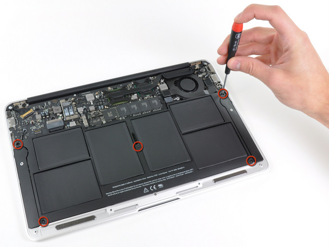 11寸苹果 Macbook Air笔记本电脑电池固定螺丝