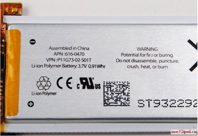 09新款苹果iPod Nano拆解及零件组图：锂聚合物电池特写