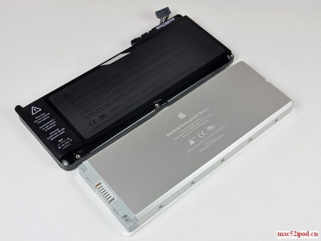 新旧2代苹果Macbook笔记本电脑电池对比图