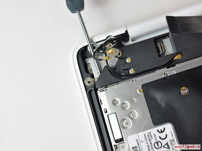拆解Macbook的无线网卡
