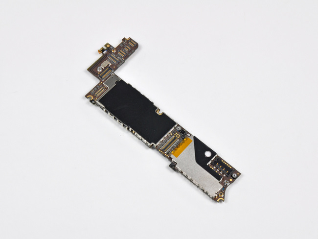 苹果 iPhone 4 手机主板