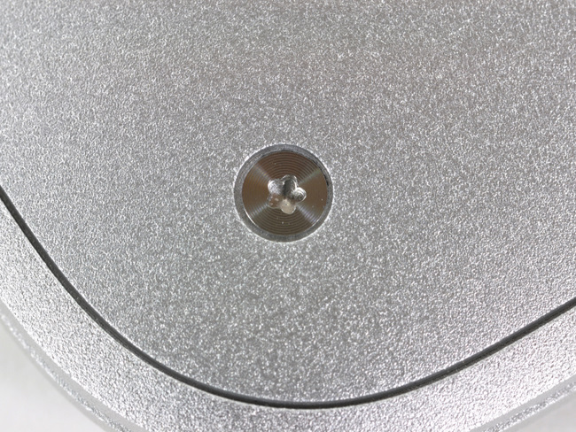 11寸苹果 Macbook Air笔记本电脑的底盖螺丝