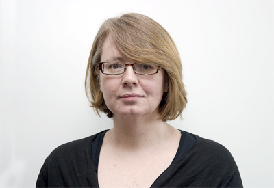 完成苹果 App Store 的第 100 亿次应用下载的人：Gail Davis
