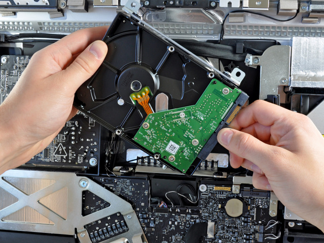2011年新款苹果 iMac 的 AirPort 硬盘