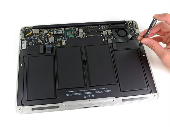 2011年款苹果 MacBook Air 超薄笔记本电脑的电池