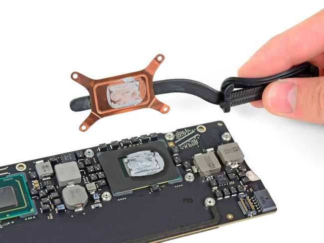 2011年款苹果 MacBook Air 超薄笔记本电脑的 CPU