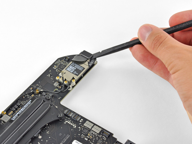 2011年新款苹果 Mac mini 的无线模块排线