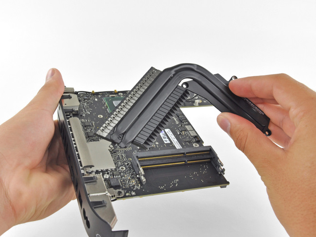 2011年新款苹果 Mac mini 的热管散热器