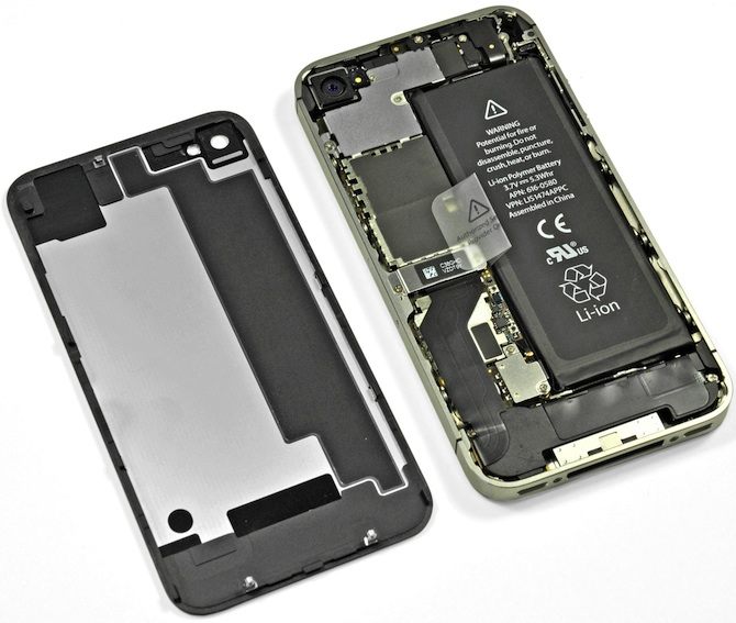苹果 iPhone 4S 拆机组图，看 iPhone 4S 的零件和内部构造