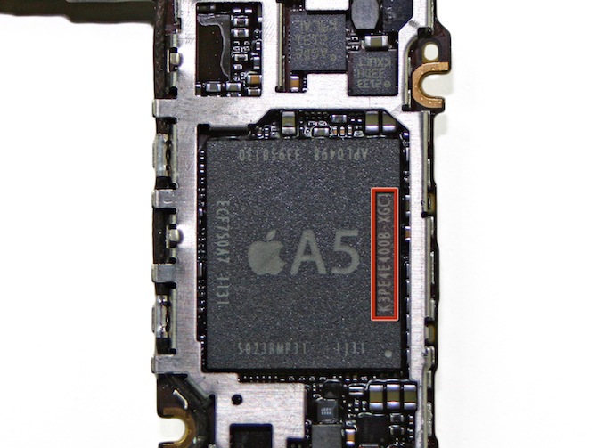 苹果 iPhone 4S 使用的 Apple A5 芯片特写