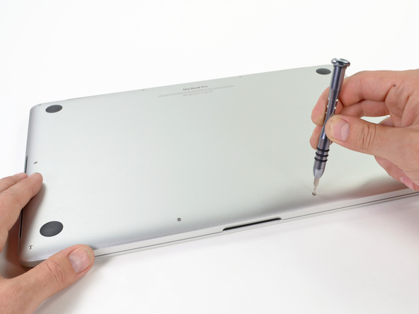 2012 款 Retina 屏苹果 MacBook Pro 笔记本电脑拆机