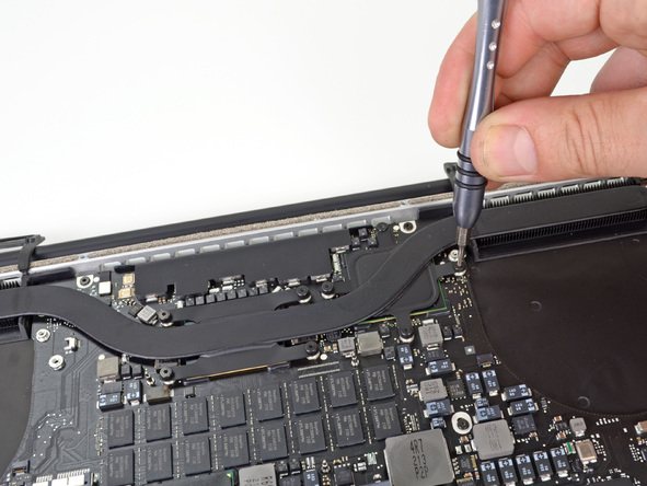 2012 款 Retina 屏苹果 MacBook Pro 笔记本电脑拆机