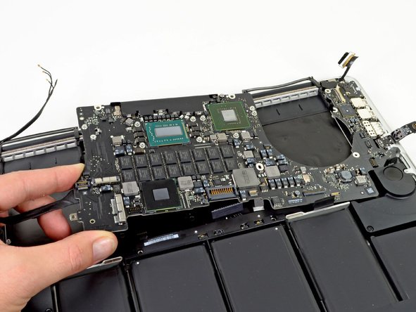 2012 款 Retina 屏苹果 MacBook Pro 笔记本电脑拆机