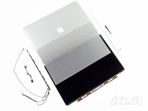 2012 款 Retina 屏苹果 MacBook Pro 笔记本电脑的屏幕拆机组图