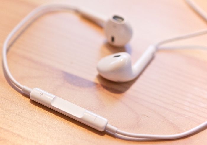 苹果 EarPods 耳机