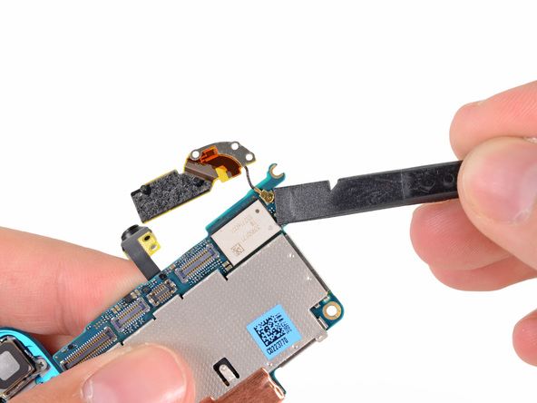 苹果 iPod touch 5 拆机组图