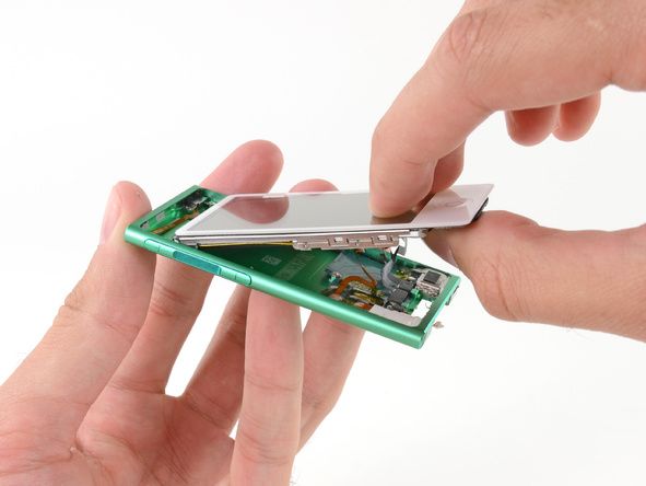 第七代苹果 iPod nano 拆机组图