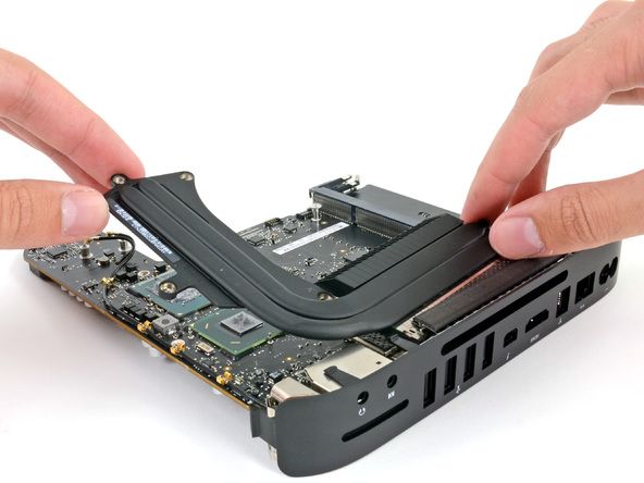 2012 款苹果 Mac mini 拆机组图