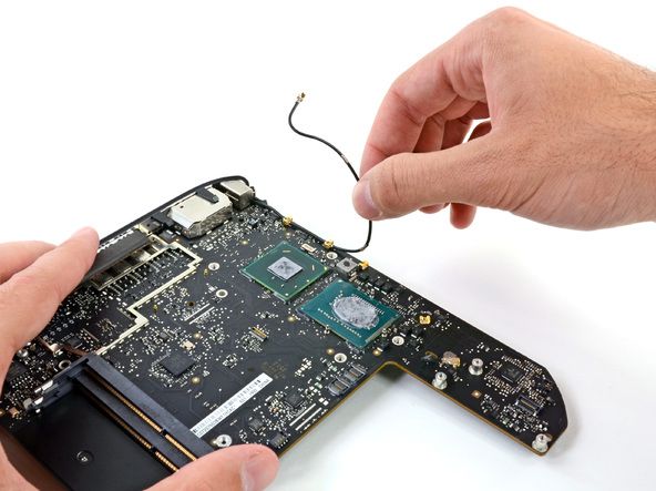 2012 款苹果 Mac mini 拆机组图