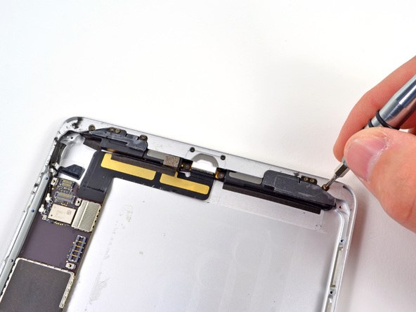 苹果 iPad mini 拆机组图