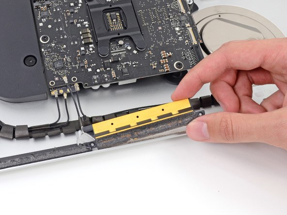 超薄苹果 iMac 的天线