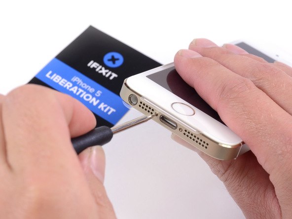 苹果 iPhone 5s 拆机组图