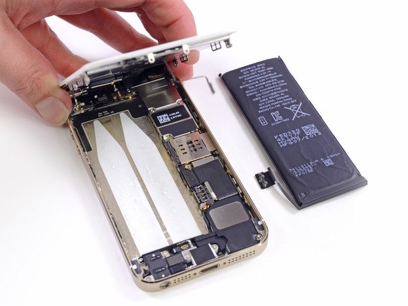 苹果 iPhone 5s 拆机组图