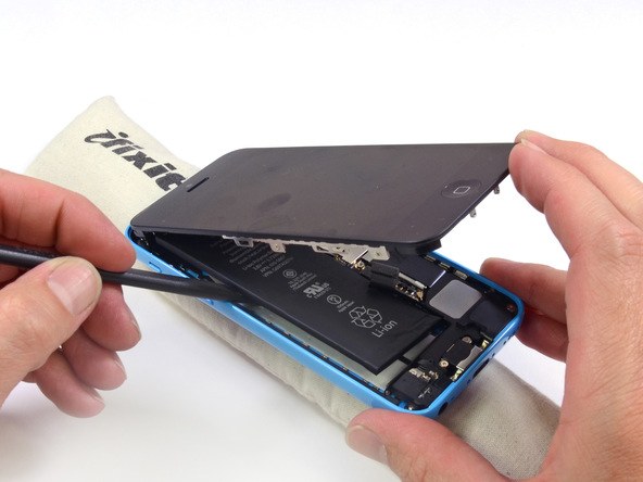 苹果 iPhone 5c 拆机组图