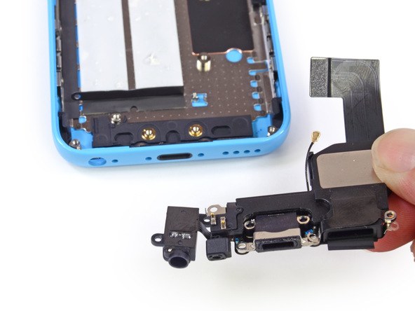 苹果 iPhone 5c 拆机组图