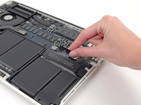 2013 款 13 寸 苹果 MacBook Pro Retina 笔记本拆机组图