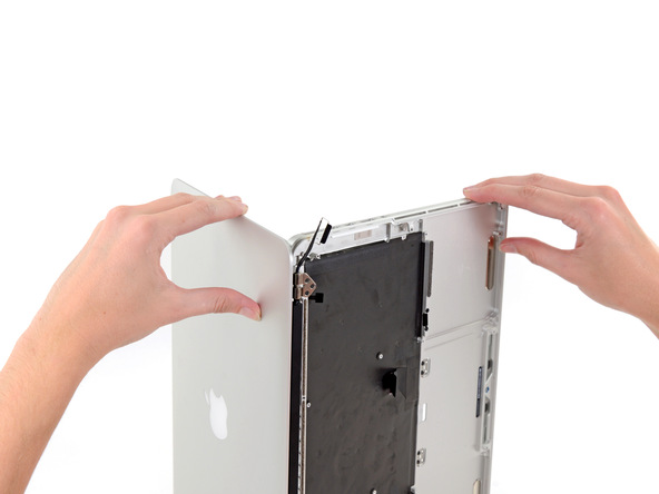2013 款 13 寸 苹果 MacBook Pro Retina 笔记本拆机组图
