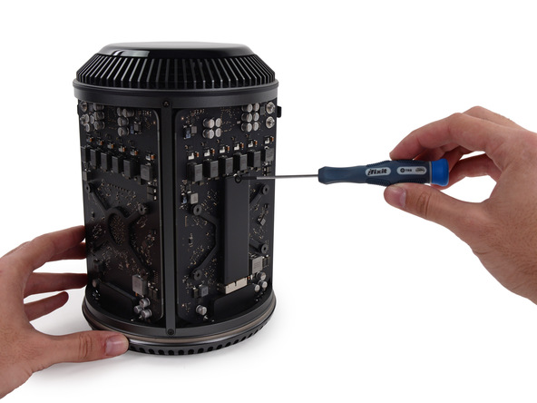 2013 款苹果 Mac Pro 工作站拆机组图