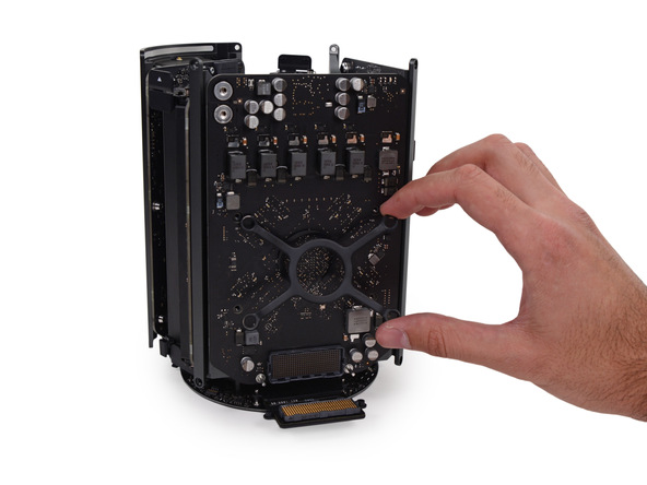 2013 款苹果 Mac Pro 工作站拆机组图
