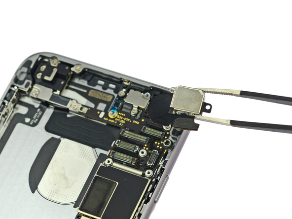 苹果 iPhone 6、iPhone 6 Plus 拆机组图