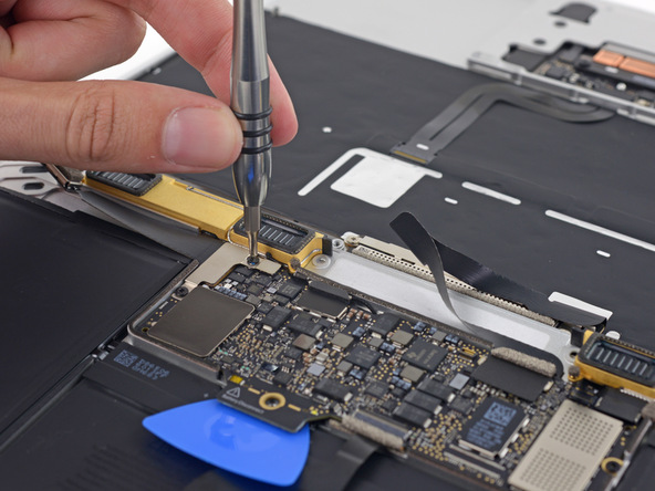 苹果 Retina Macbook 2015 拆机组图