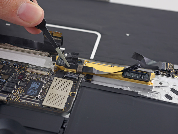 苹果 Retina Macbook 2015 拆机组图