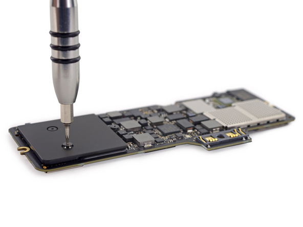 苹果 Retina Macbook 2015 拆机组图