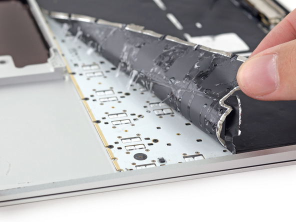 苹果 Retina Macbook 2015 拆机组图