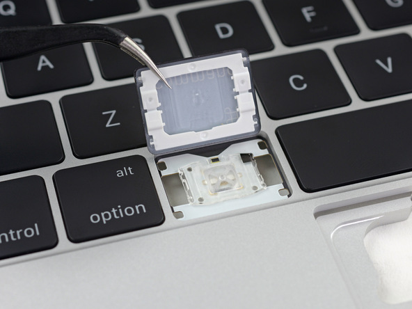 苹果 Retina Macbook 2015 拆机组图