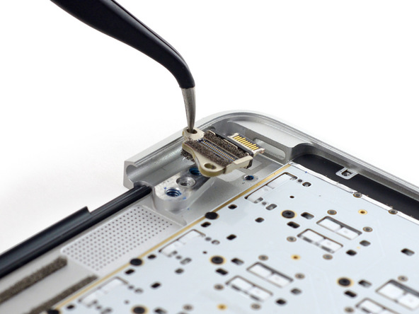 苹果 Retina Macbook 2015 拆机组图