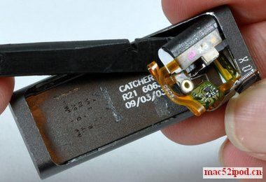 新一代苹果iPod Shuffle拆解组图