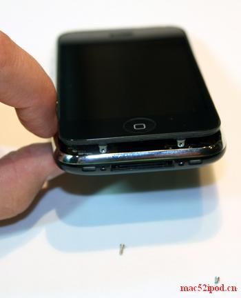 苹果iPhone 3GS手机拆解，从底部开始拆